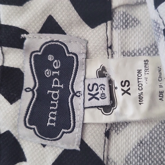 Mud Pie Black and White Patterned Shorts - Picture 4 of 5